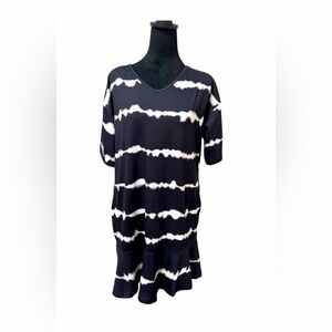 Alaster Queen Dark Gray and White Tie dye Dress 2 pockets short sleeve: Medium